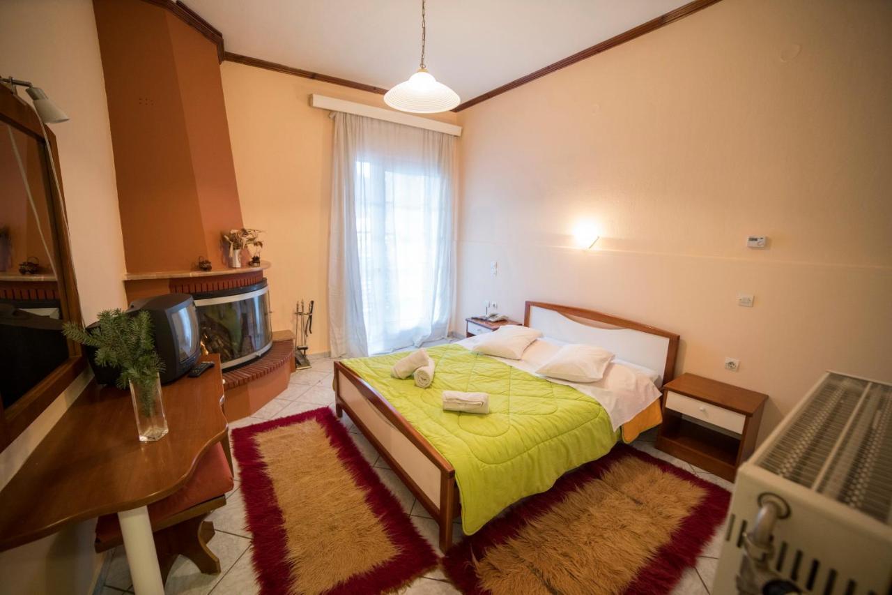 Hotel Ξενοδοχειο Παπαναγιωτου Neraïdochóri Zewnętrze zdjęcie