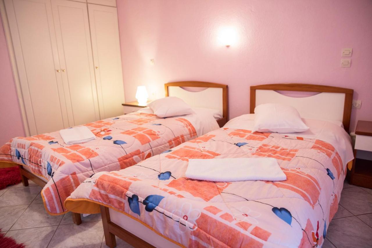 Hotel Ξενοδοχειο Παπαναγιωτου Neraïdochóri Zewnętrze zdjęcie